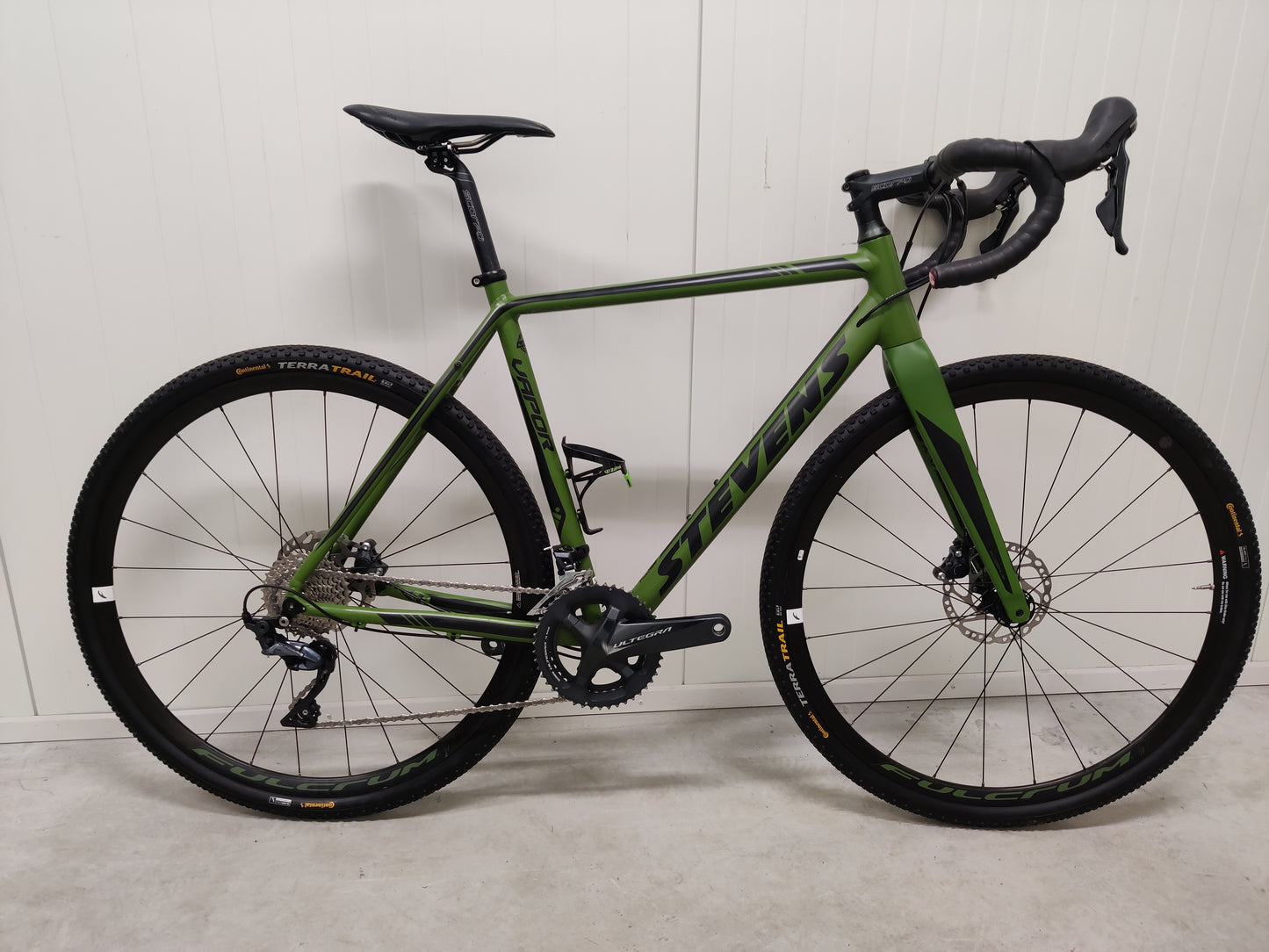 Stevens Vapor Ultegra 54 Käytetty gravel-pyörä