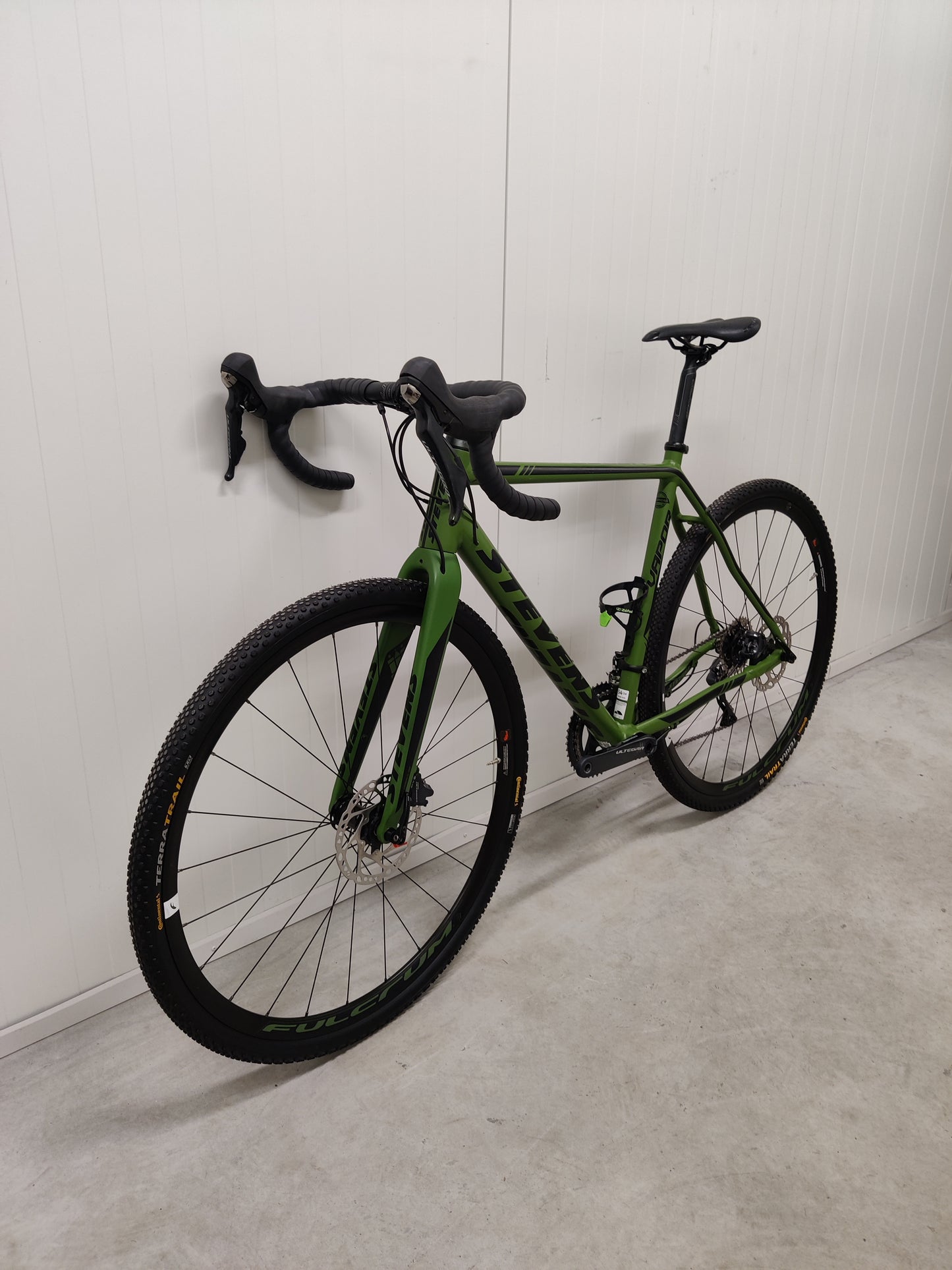 Stevens Vapor Ultegra 54 Käytetty gravel-pyörä