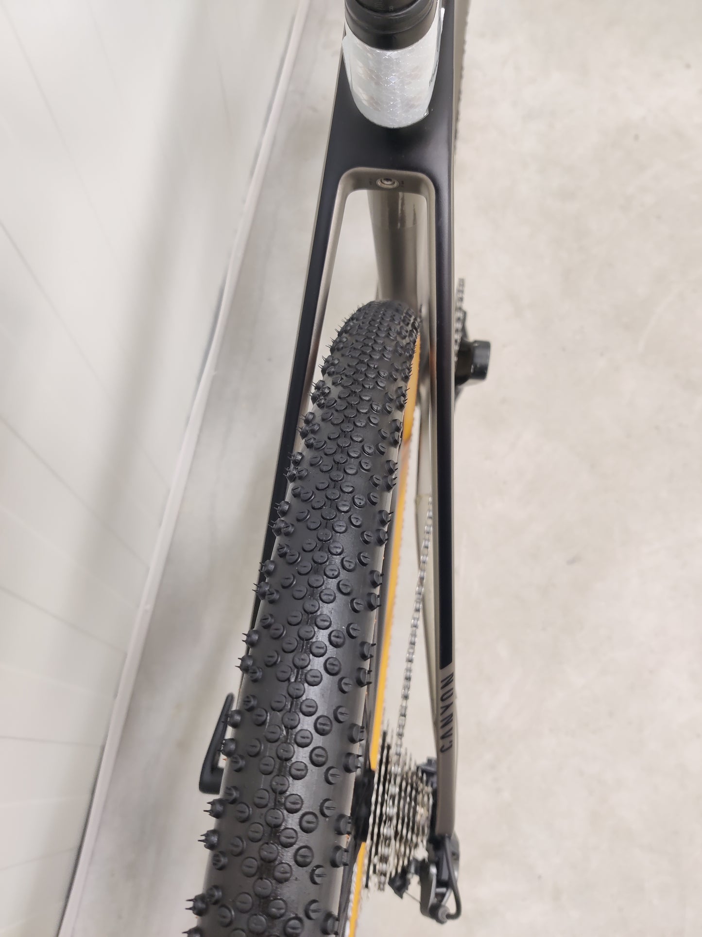 Canyon grail cf sl 7 S 2020 käytetty gravel-pyörä