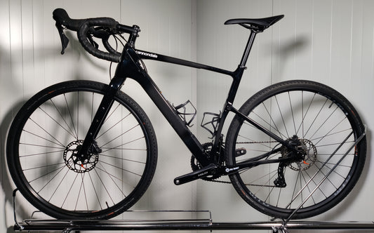Cannondale Topstone Carbon 3 M - 1,7-1,85m - käytetty gravel-pyörä