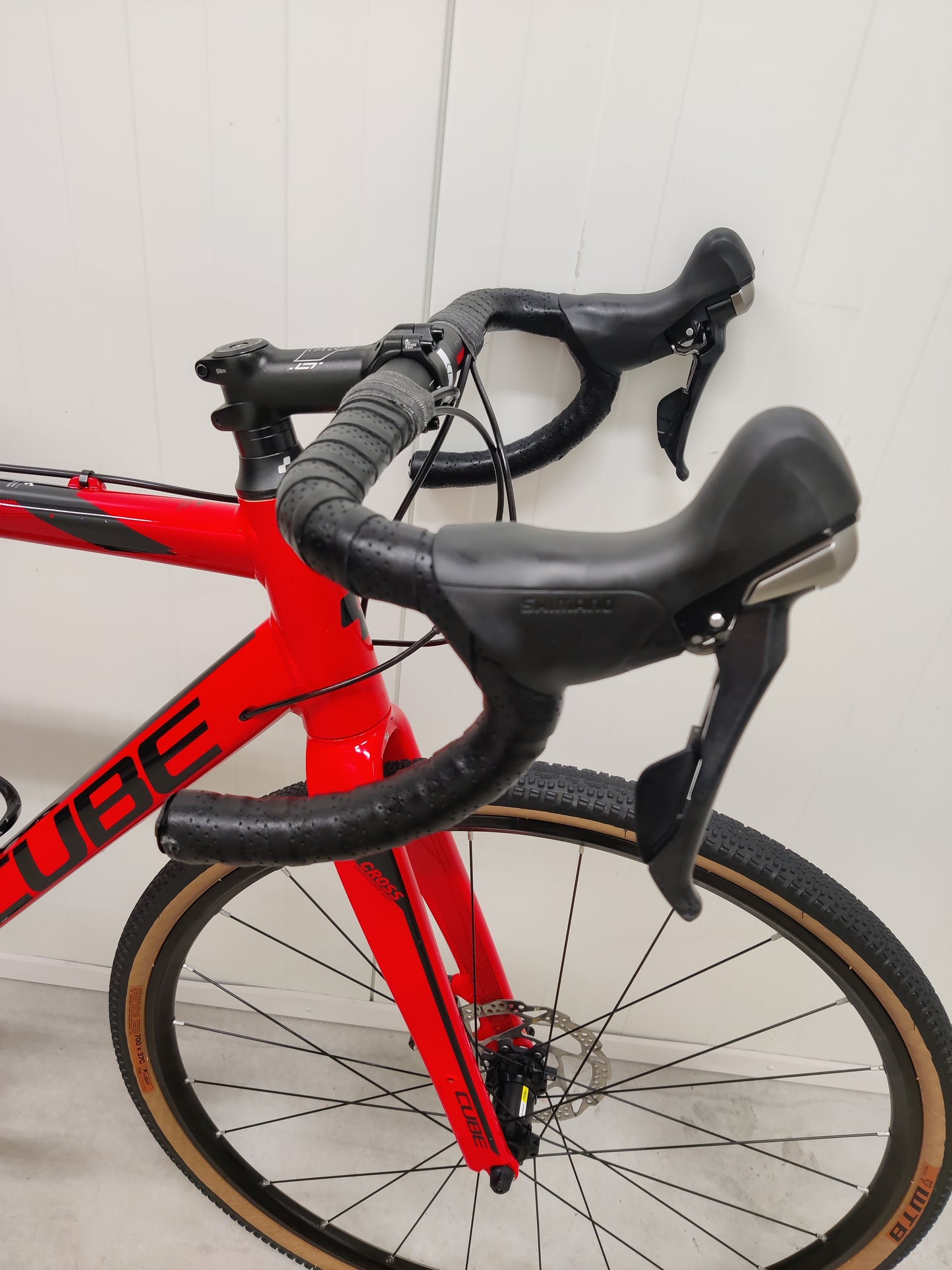 Cube Cross Race Disc Pro 59cm käytetty gravel-pyörä