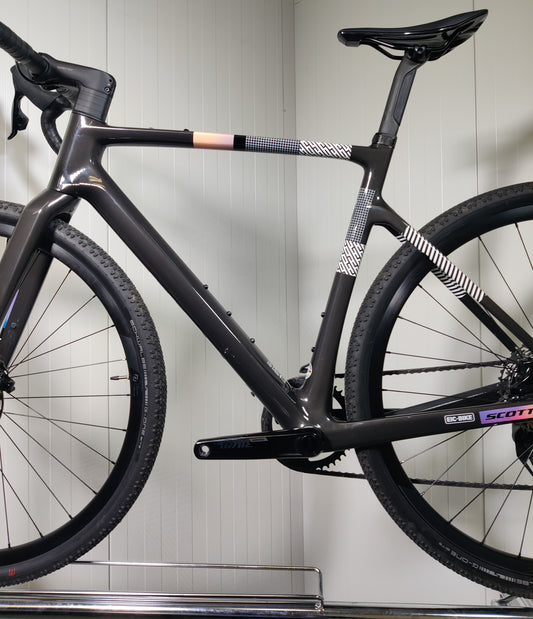 Scott Addict gravel 30 - M - 1,71m-1,82m - käytetty gravel-pyörä