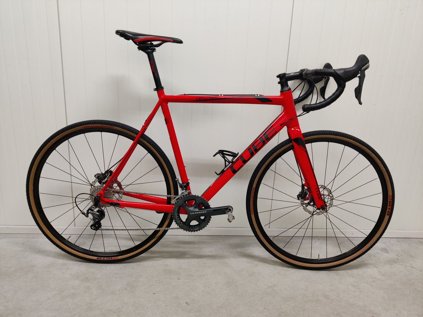 Cube Cross Race Disc Pro 59cm käytetty gravel-pyörä