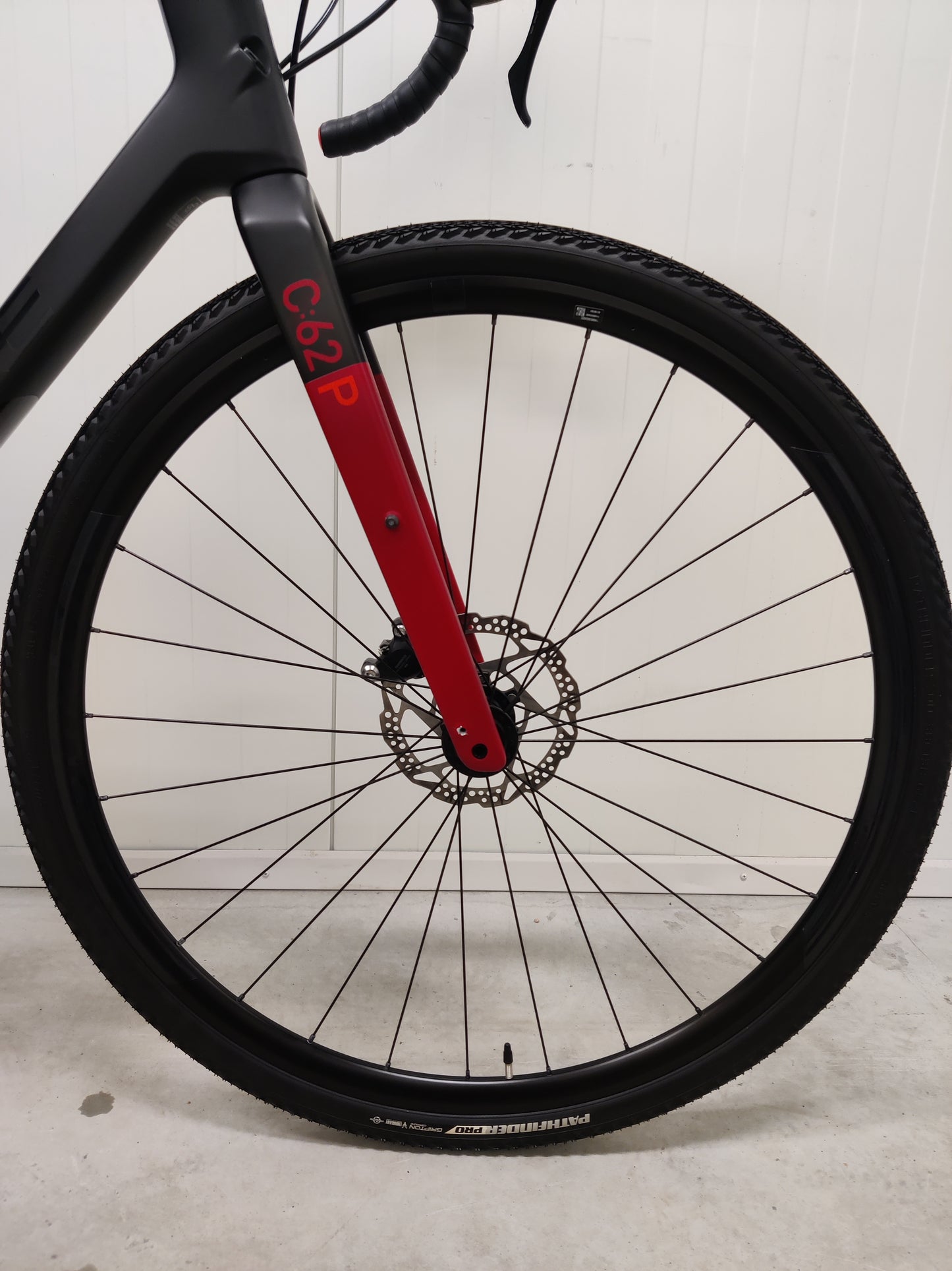 Cube nuroad c:62 pro L 2022 käytetty gravel-pyörä