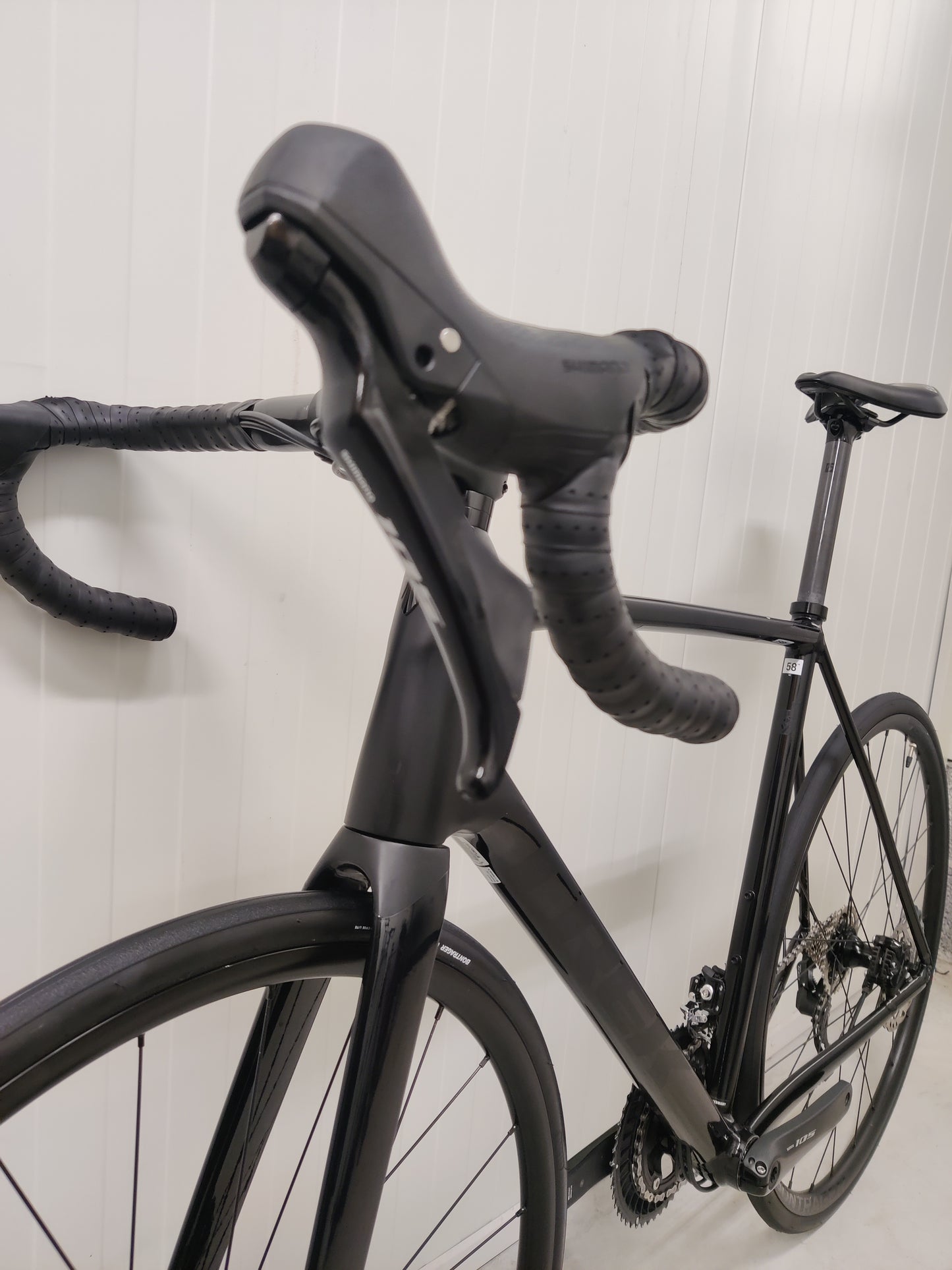 Trek Emonda Alr 5 2023 179-186 cm käytetty maantiepyörä