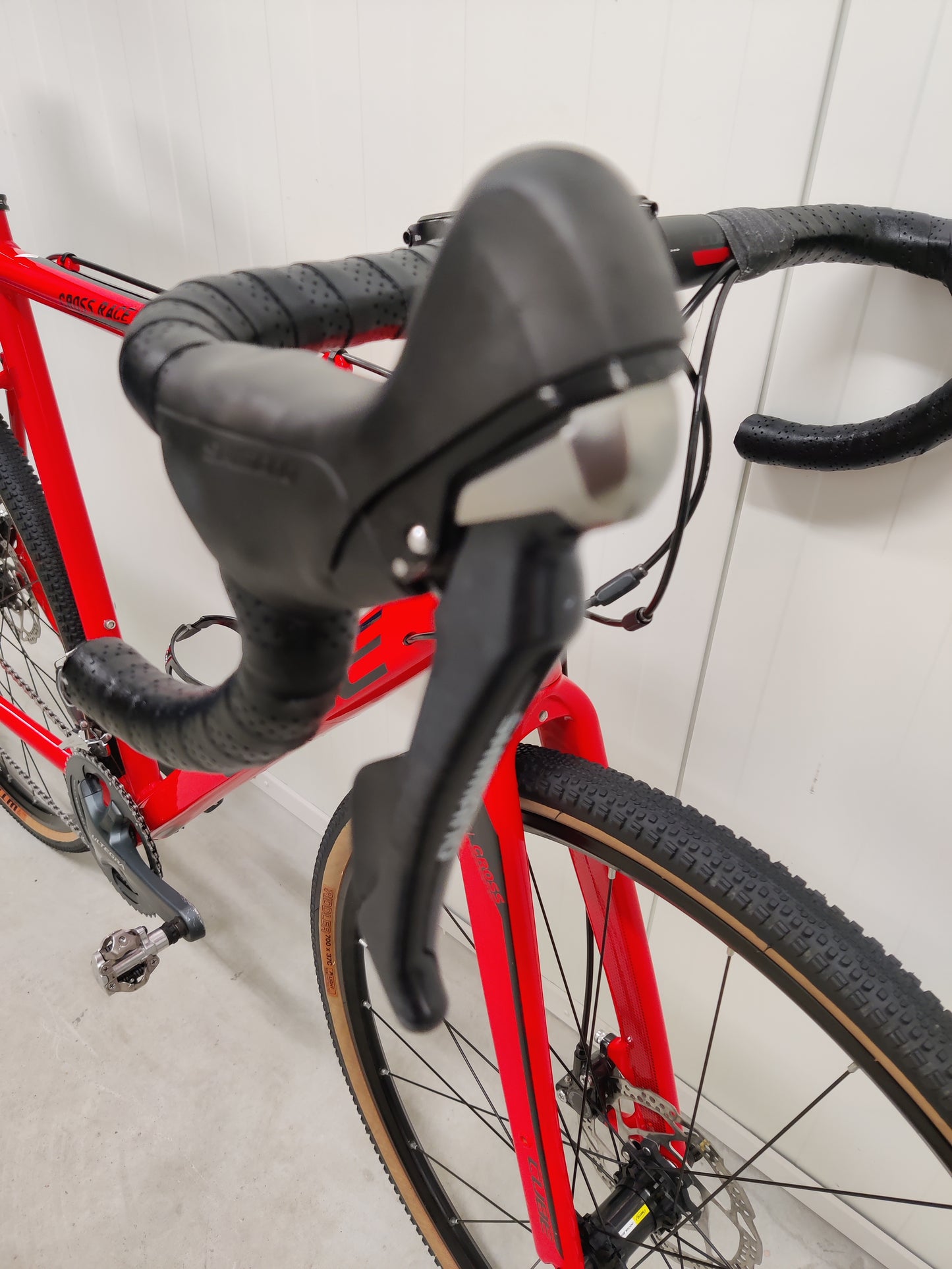 Cube Cross Race Disc Pro 59cm käytetty gravel-pyörä