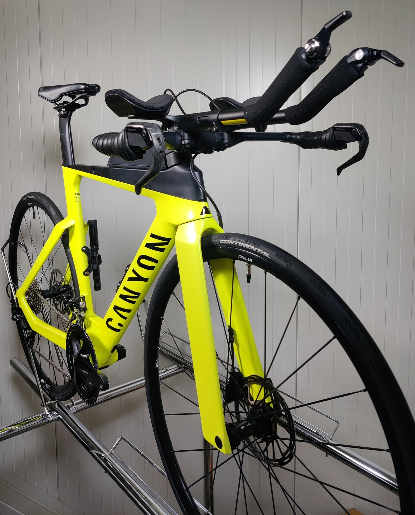 Canyon Speedmax CF 7 Disc - 1,65-175m - 2023 - käytetty triathlon-pyörä - käytetty aika-ajopyörä
