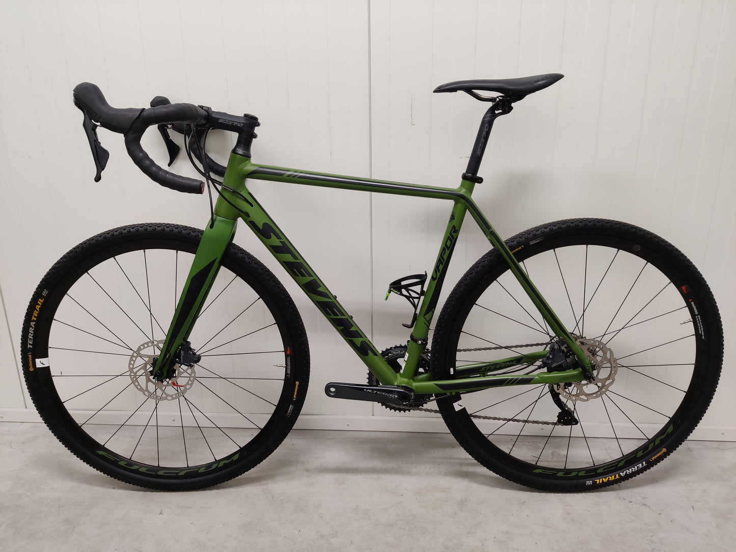 Stevens Vapor Ultegra 54 Käytetty gravel-pyörä