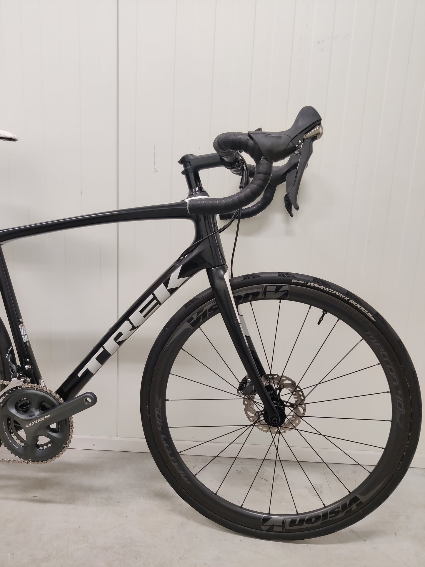 Trek domane SL 6 Disc 56 2017 käytetty maantiepyörä