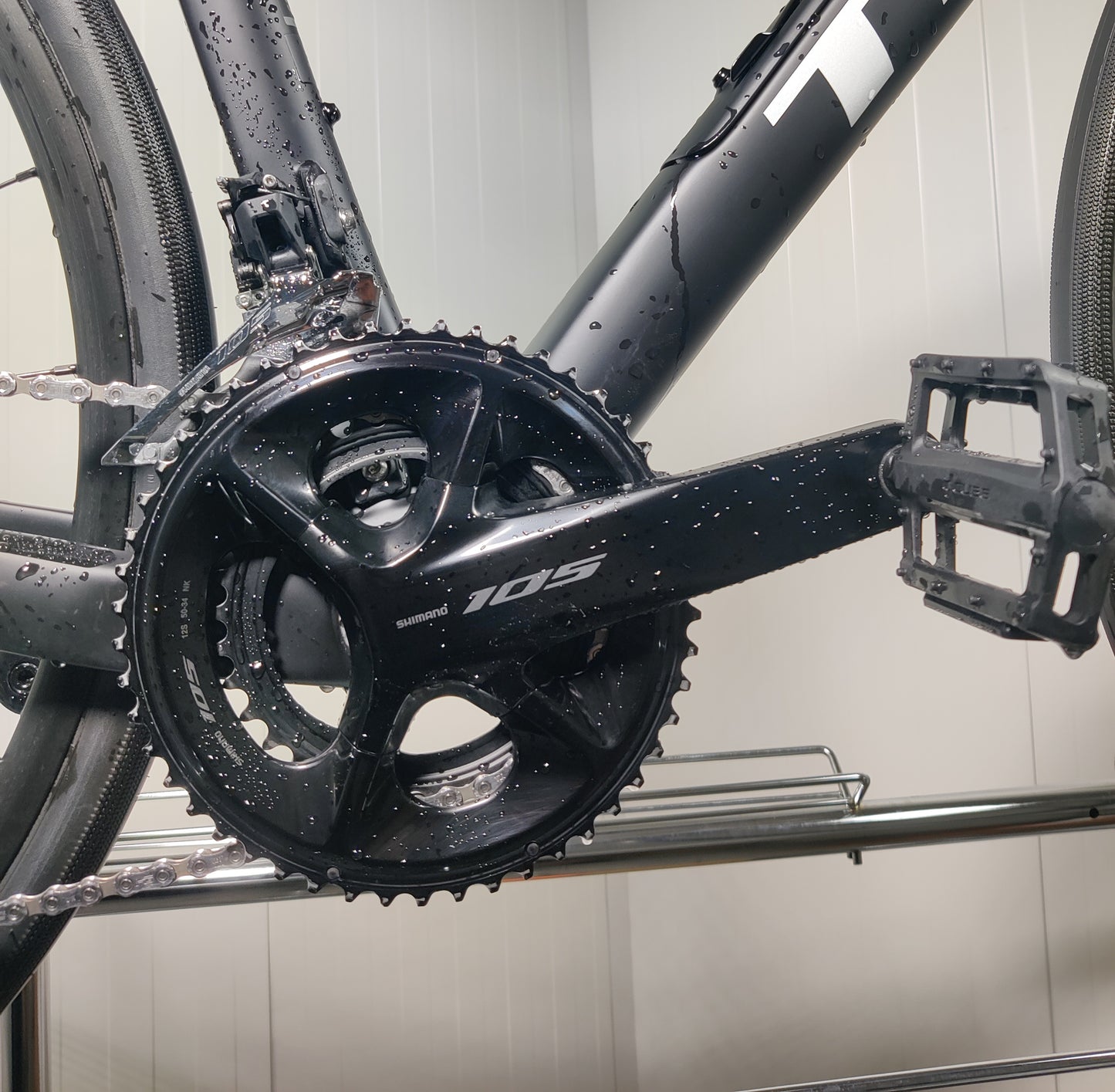 Trek domane SL5 GEN 4 - 1,79m-1,86m - käytetty maantiepyörä
