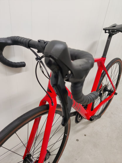 Canyon Endurace CF 7 M 2023 käytetty maantiepyörä