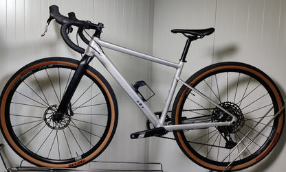 BMC URS AL ONE - S - 1,62m-1,72m - 2025 - käytetty gravel-pyörä