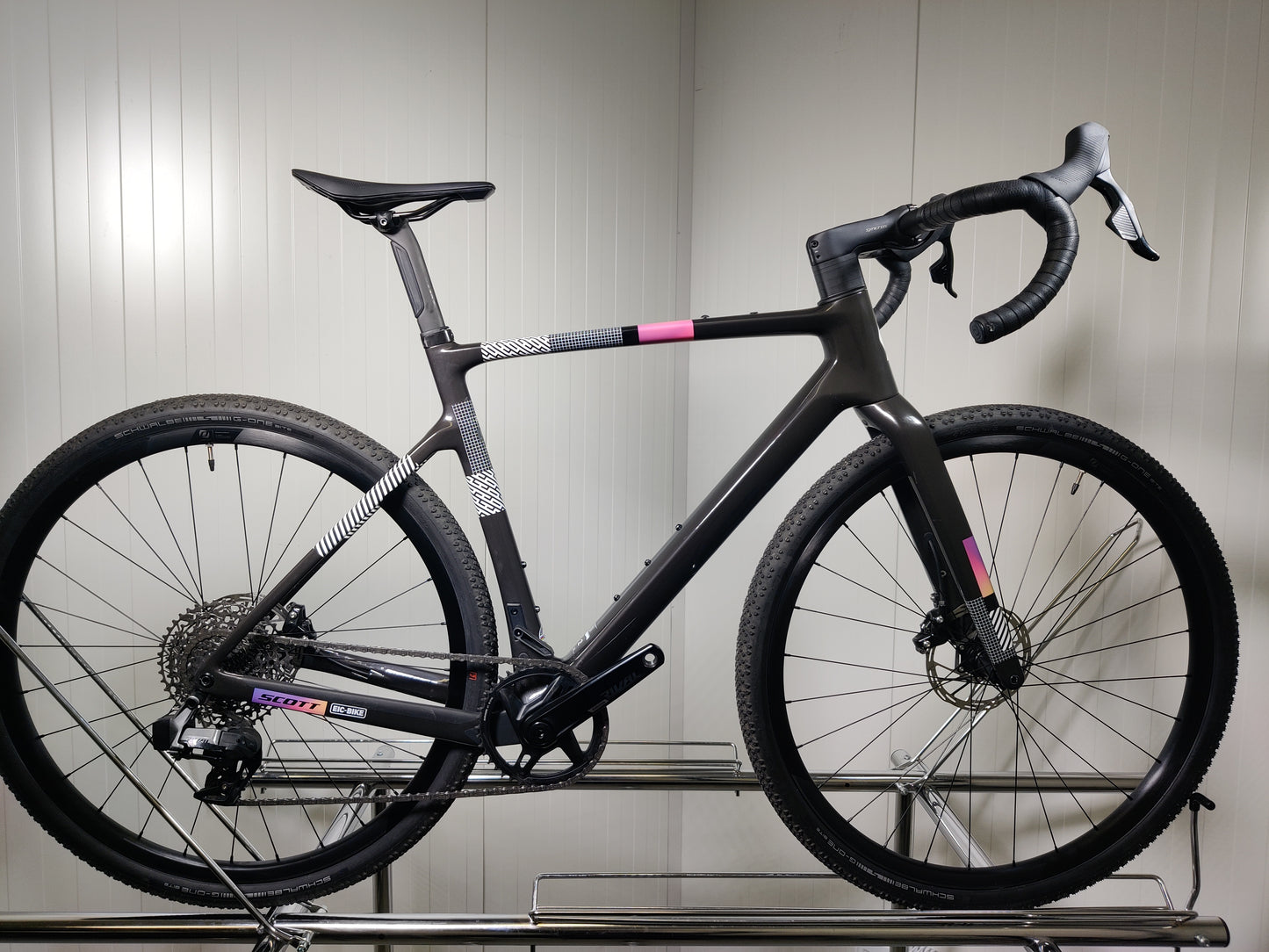 Scott Addict gravel 30 - M - 1,71m-1,82m - käytetty gravel-pyörä