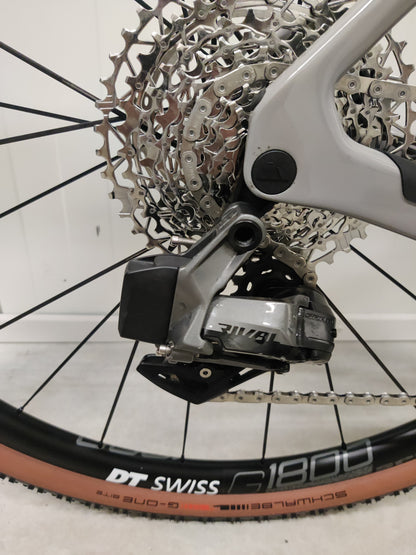Käytetty Canyon Grizl cf sl 7 gravel-pyörä 2022 M