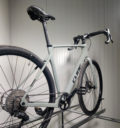 Cube NUROAD C:62 PRO - M - käytetty gravel-pyörä