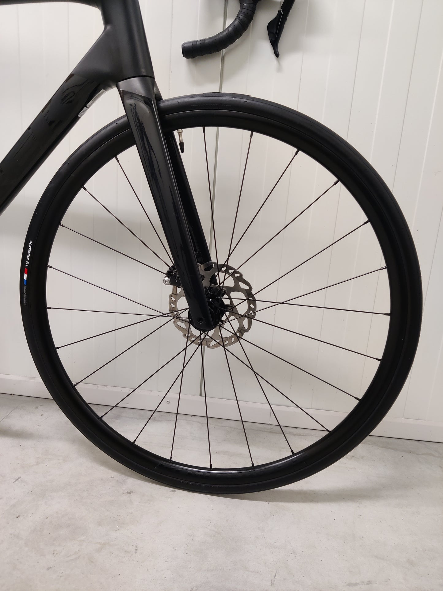 Trek Emonda Alr 5 2023 179-186 cm käytetty maantiepyörä