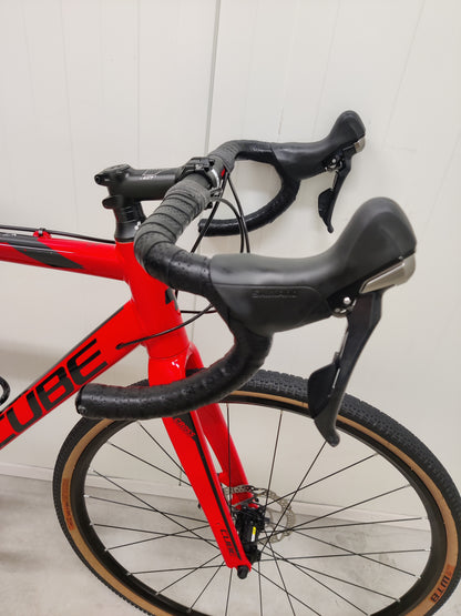 Cube Cross Race Disc Pro 59cm käytetty gravel-pyörä