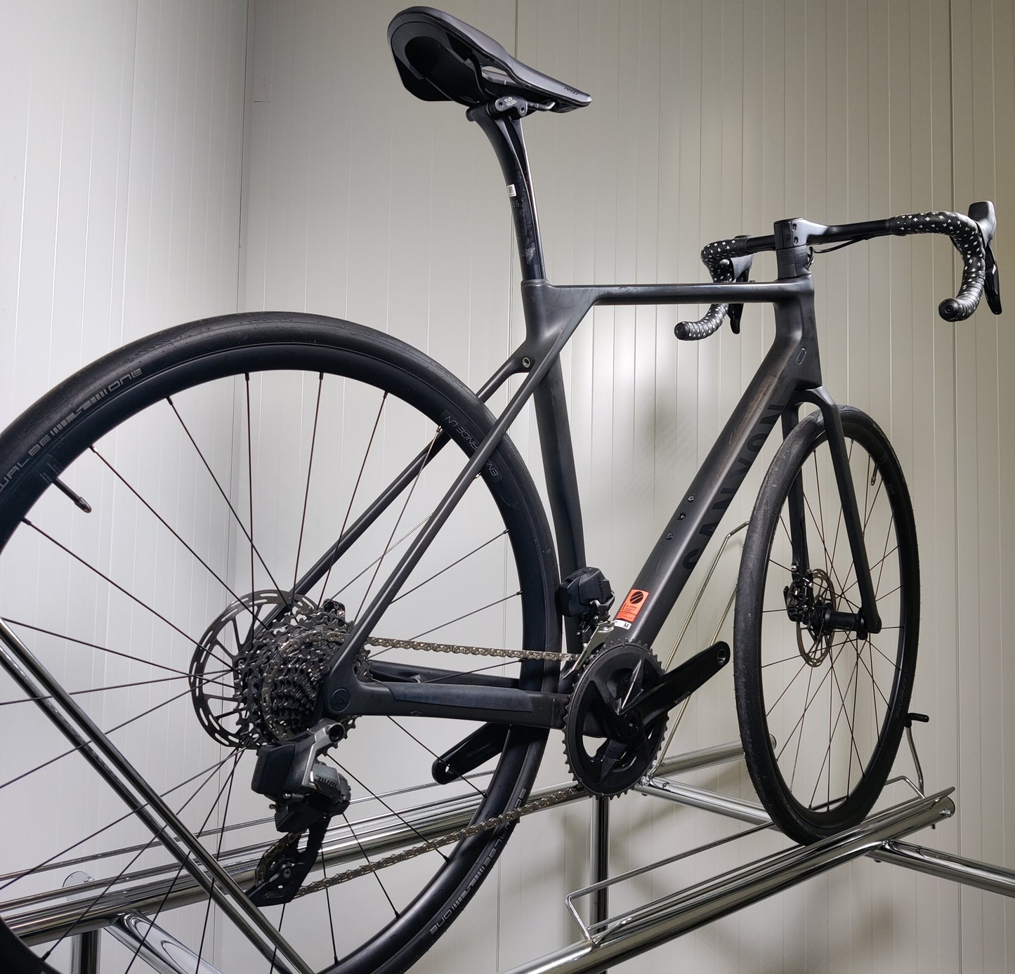 Canyon Endurace cf 7 AXS - M - 1,77-1,85m - 2024 - käytetty maantiepyörä