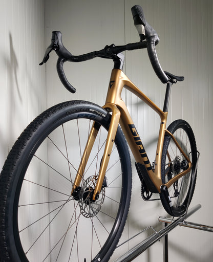 Giant Revolt Advanced 1 ML - 1,74-1,86m - käytetty gravel-pyörä