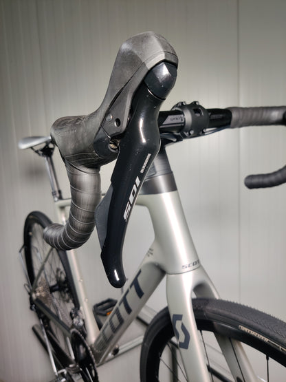 Scott Addict 30 L - 1,83-1,91m - käytetty maantiepyörä