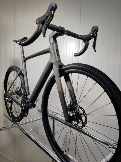 Scott Addict Gravel 40 - M - 1,71m-1,82m - 2025 - käytetty gravel-pyörä