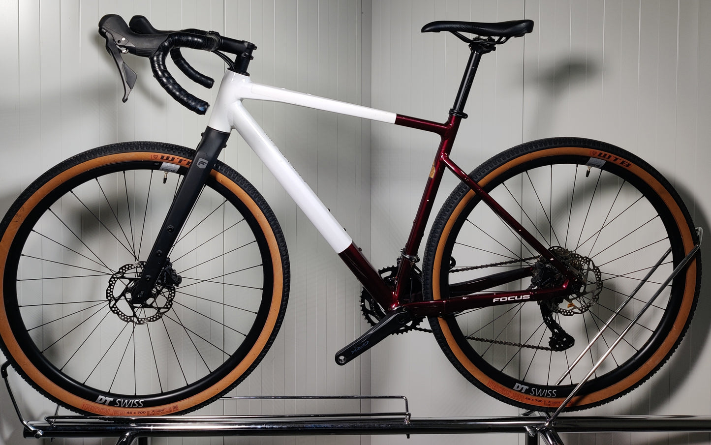 Focus atlas 6.8 - 1,71m-1,82m - M - käytetty gravel-pyörä