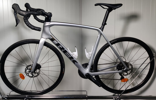 Trek Domane SL5 - 1,79m-1,86m - 2022 - käytetty maantiepyörä