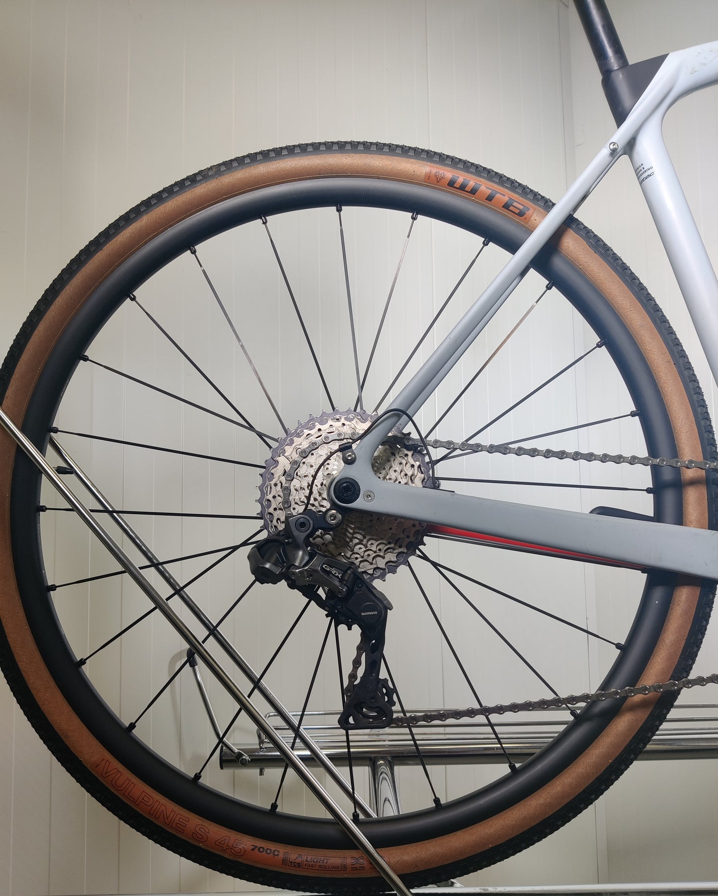 Corratec Allroad c1 1x11 GRX Di2  - 185-193cm pyörilijälle - 56 - käytetty gravel-pyörä