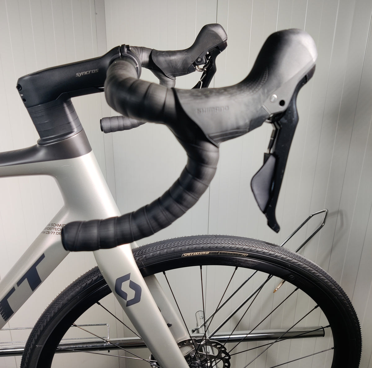 Scott Addict 30 L - 1,83-1,91m - käytetty maantiepyörä