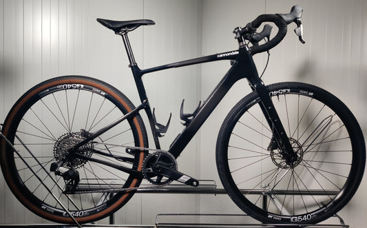 Cannondale Topstone Carbon Apex AXS 1x12s 2024 - 1,7-1,86m - M - käytetty gravel-pyörä