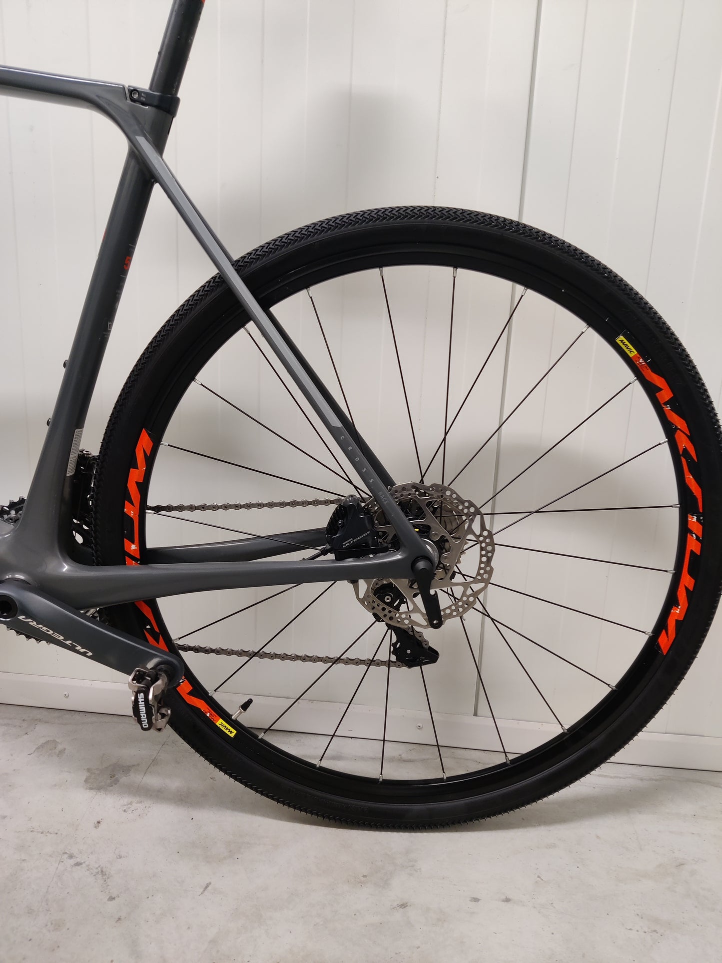 Cube CROSS RACE C:62 Pro 56 2018  n. 172-182 cm käytetty gravel-pyörä