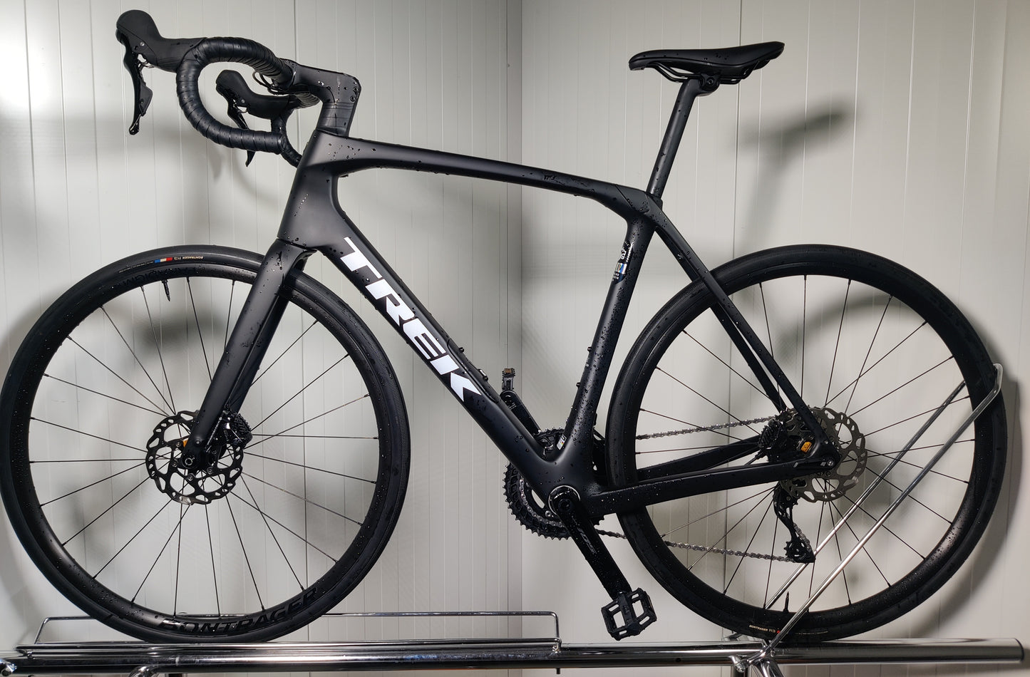 Trek domane SL5 GEN 4 - 1,79m-1,86m - käytetty maantiepyörä