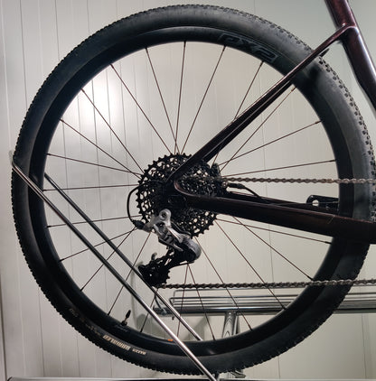 Giant Revolt Advanced 1 M/L - 1,74-1,86 - käytetty gravel-pyörä