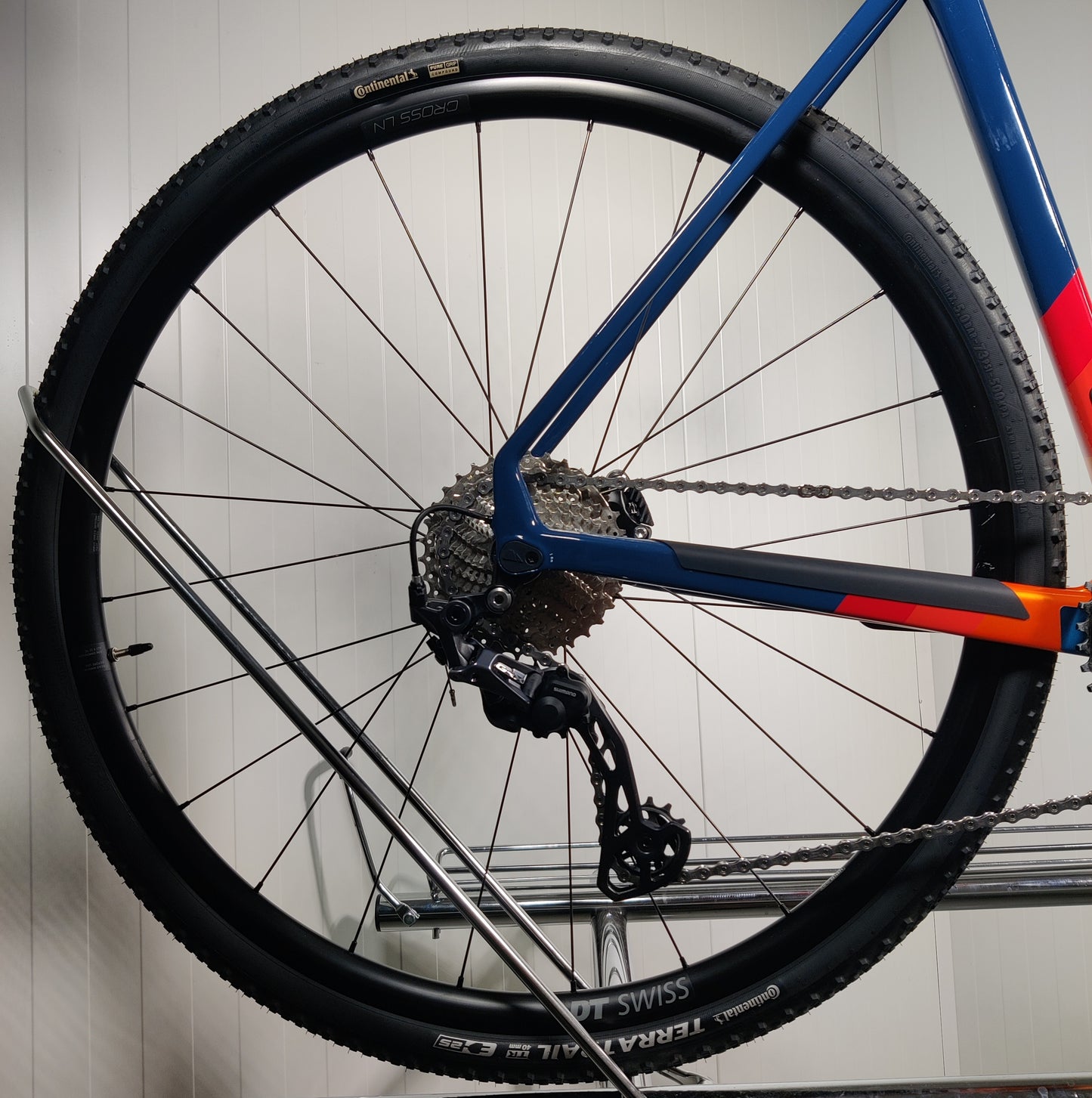 Canyon Inflite CF SL 6 L - 1,83-1,92 - käytetty Gravel-pyörä