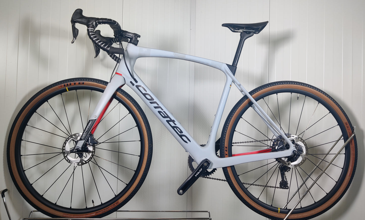 Corratec Allroad c1 1x11 GRX Di2  - 185-193cm pyörilijälle - 56 - käytetty gravel-pyörä