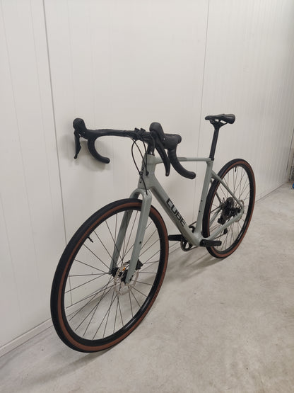 Käytetty Cube NUROAD C:62 PRO 2023 M gravel-pyörä