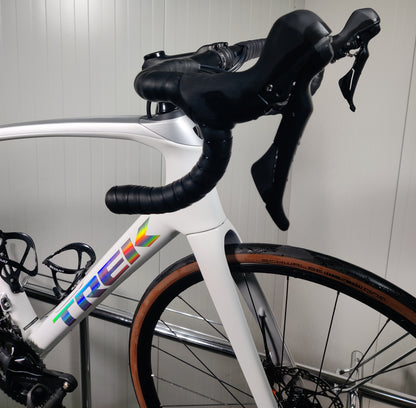 Trek Domane SL5 - 1,79m-1,86m - 2022 - käytetty maantiepyörä