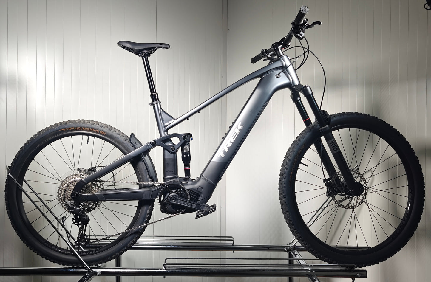 Trek Rail 5 Gen 5 XL - 1,86-1,96m - käytetty Sähköpyörä