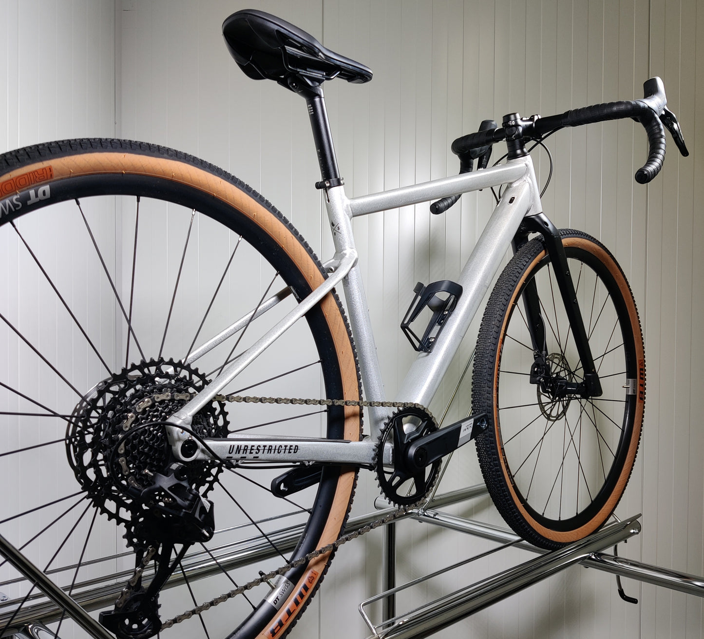 BMC URS AL ONE - S - 1,62m-1,72m - 2025 - käytetty gravel-pyörä