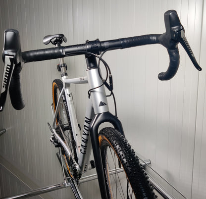 Canyon Grail AL Rival 1x11 - 1,77-1,85m - M - Käytetty gravel-pyörä
