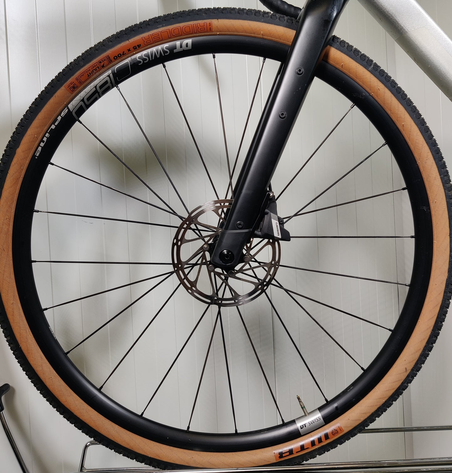 BMC URS AL ONE - S - 1,62m-1,72m - 2025 - käytetty gravel-pyörä