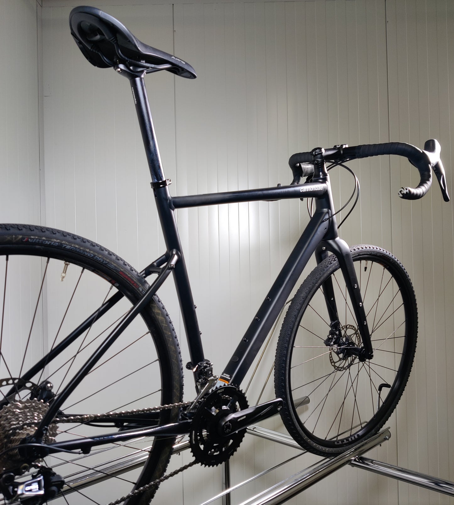 Cannondale topstone 1 L - käytetty gravel-pyörä 1,8-1,93m