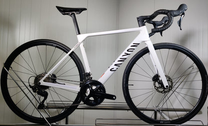 Canyon Ultimate cf 7 - S - 1,71m-179m - käytetty maantiepyörä