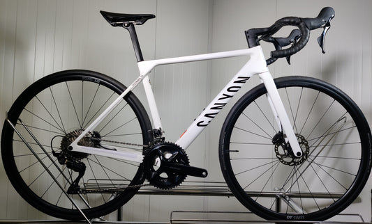 Canyon Ultimate cf 7 - S - 1,71m-179m - käytetty maantiepyörä