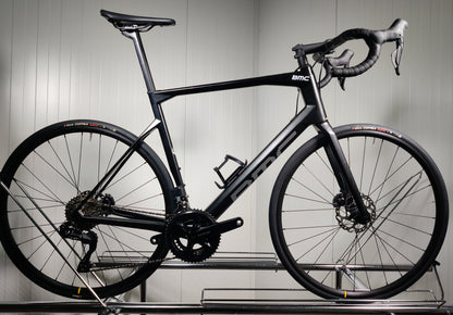 Bmc Roadmachine FIVE 58cm - 1.84-1,92m - käytetty maantiepyörä