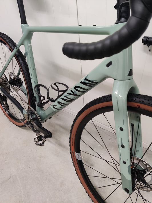 Canyon Grizl CF SL 8 1by 2024 L käytetty gravel-pyörä