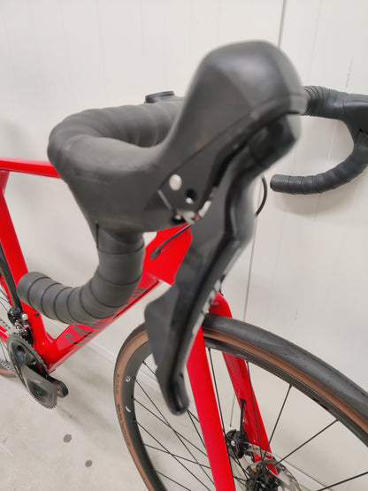 Canyon Endurace CF 7 M 2023 käytetty maantiepyörä