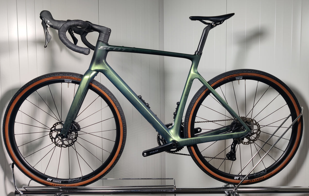 Scott Addict Gravel 30 L - käytetty gravel-pyörä 1,79-1,89M