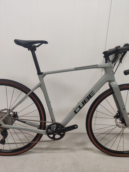 Käytetty Cube NUROAD C:62 PRO 2023 M gravel-pyörä