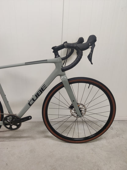 Käytetty Cube NUROAD C:62 PRO 2023 M gravel-pyörä